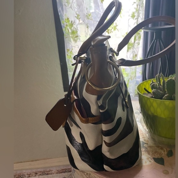 Vintage Tiger Print  Leather Handbag/Shoulder Bag (medium size) Never Used - Picture 12 of 12